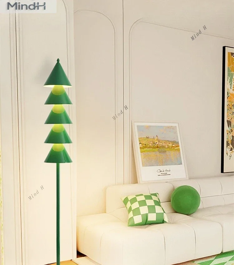 Lampada da Terra a Spettro Com - Sofas recensione e prezzo